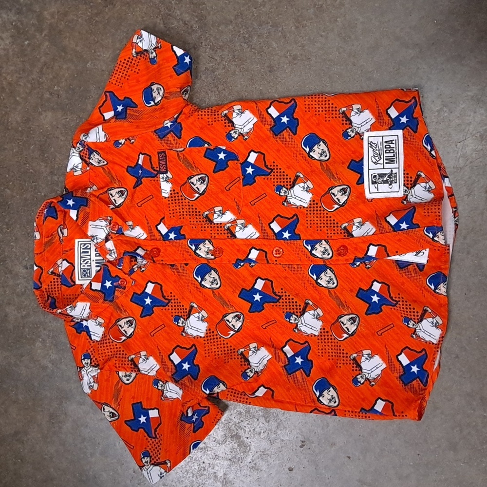 RSVLTS Carlos Correa MLBPA shirt